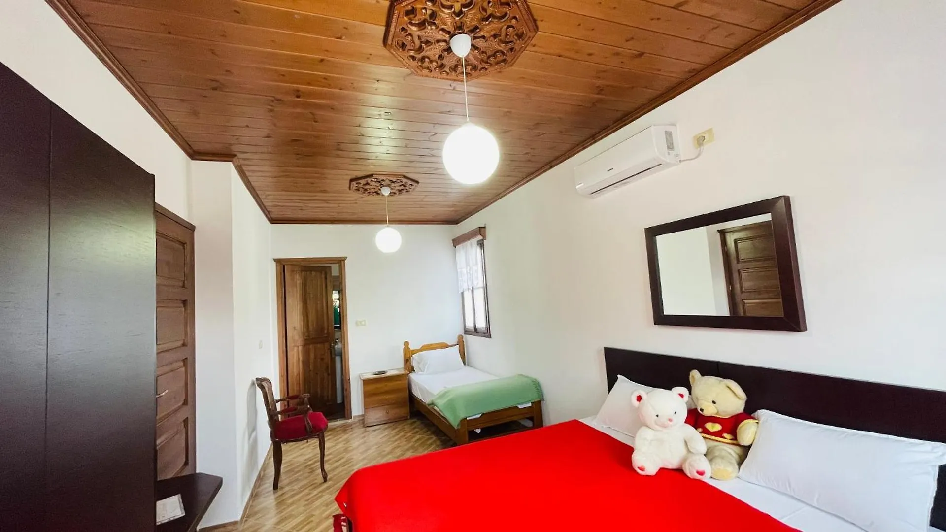 게스트하우스 Denis House 1930 호텔 Gjirokastër 알바니아